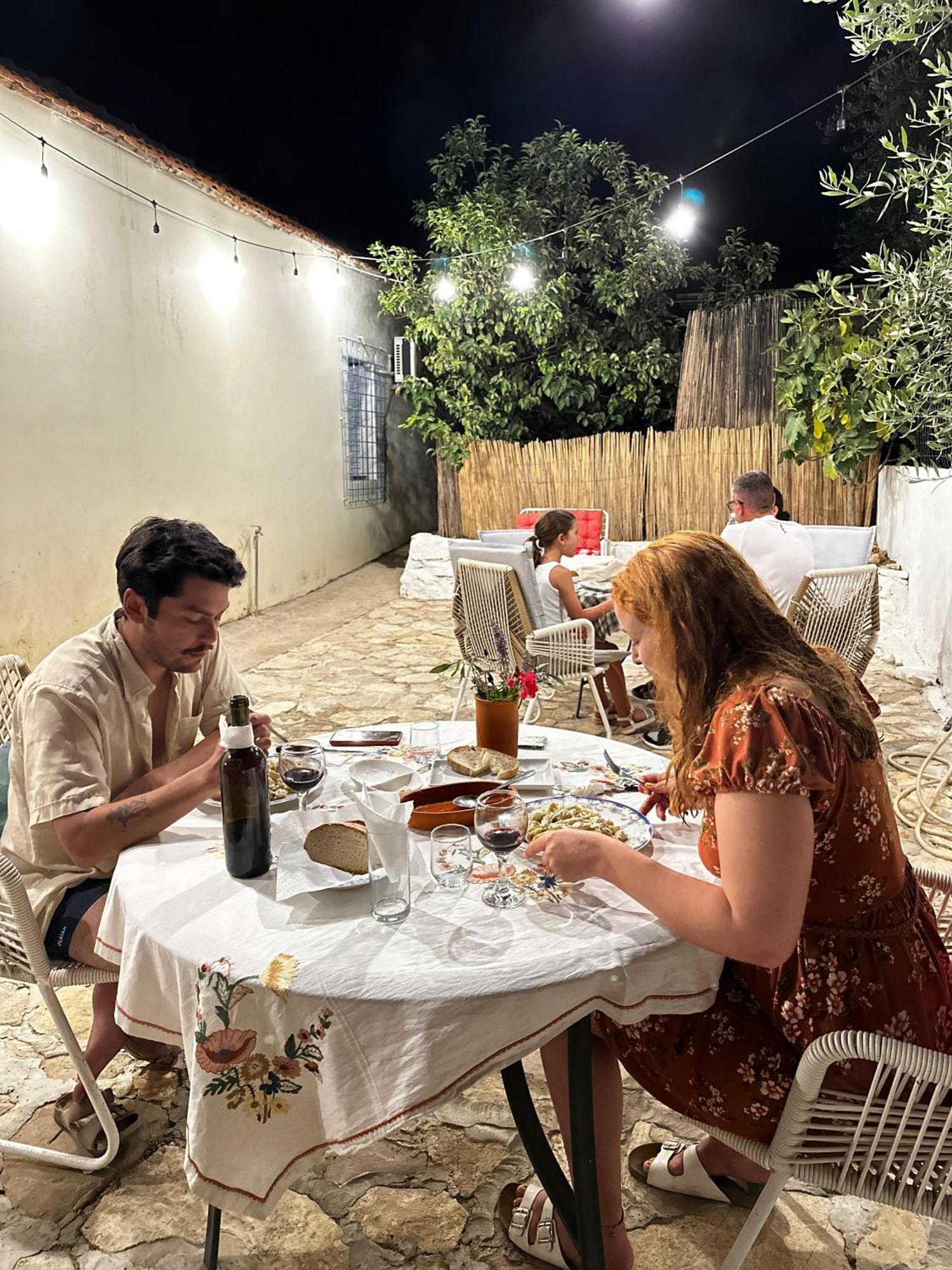 Natural Hostel Himare Exterior photo