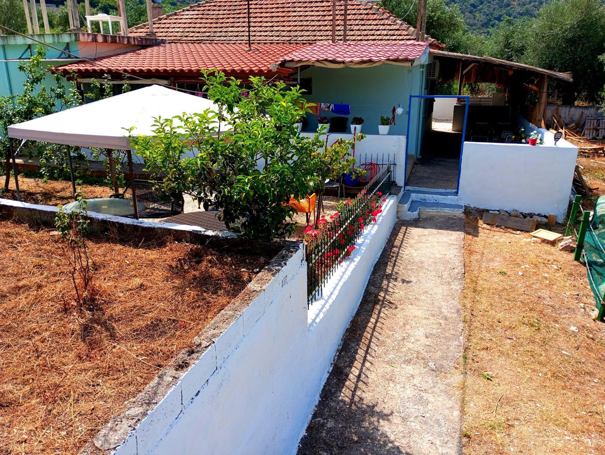 Natural Hostel Himare Exterior photo